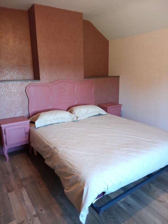O Mont Des Rnauds Hotel Bertrix Exterior photo